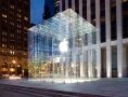 Window shopping on 5th Avenue: See the latest trends