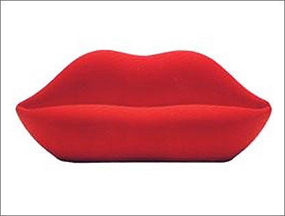 Lip chair